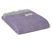 Load image into Gallery viewer, LAVENDER & PEARL LUXURY LAMBSWOOL BLANKET