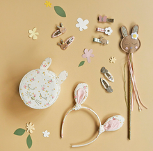 Load image into Gallery viewer, Tiny Blossom Bunny Jewellery Box