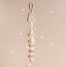 Load image into Gallery viewer, Ballet Shoes Clip Hanger