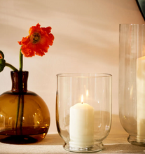 Load image into Gallery viewer, Ashton Hurricane Vase Medium