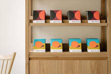 Load image into Gallery viewer, Blood Orange - award winning Organic 70% dark choc bar, 70g