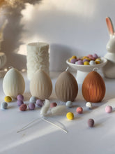 Load image into Gallery viewer, Ivory Cute Egg Candle