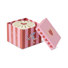 Load image into Gallery viewer, Paddywax Charmed Glass Candle Heart - Wild Fig &amp; Rose