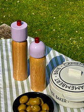 Load image into Gallery viewer, Salt &amp; Pepper Grinder - Lilac &amp; Red: Medium