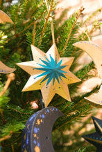 Load image into Gallery viewer, UK/EU: Golden Star Screen-Printed Board Decoration
