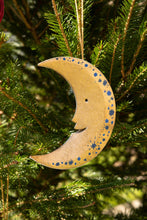 Load image into Gallery viewer, UK/EU: Shimmering Man on the Moon Board Decoration