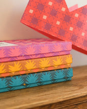 Load image into Gallery viewer, UK/EU: Blue Paper Crowns