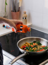 Load image into Gallery viewer, Extra Virgin Olive Oil with Chili