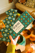 Load image into Gallery viewer, UK/EU: Blue Paper Crowns