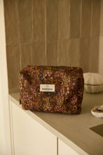 Load image into Gallery viewer, ARABESQUE BORDEAUX TOILET BAG