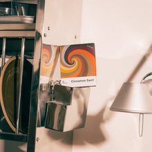 Load image into Gallery viewer, Cinnamon Swirl - 42% Milk Chocolate &amp; cinnamon bun bar, 70g