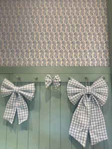 SAGE GINGHAM Luxury Bow