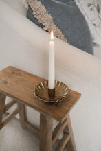 Load image into Gallery viewer, Scalloped Candle Holder