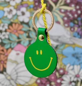 SMILIE FACE KEYRING