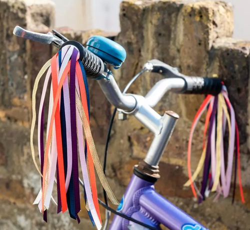 BICYCLE STREAMERS