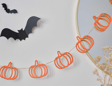 Load image into Gallery viewer, WOODEN PUMPKIN BUNTING