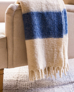 BLUE LEIGH Wide Stripe Natural Throw