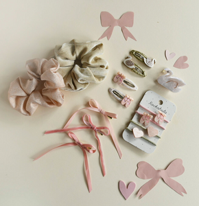 Very Cutesy Long Bow Clips