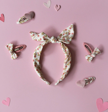 Load image into Gallery viewer, Heidi Twisty Bow Clips