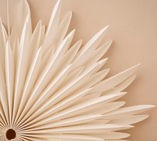 Load image into Gallery viewer, MADDOX Layered Christmas Star Warm white