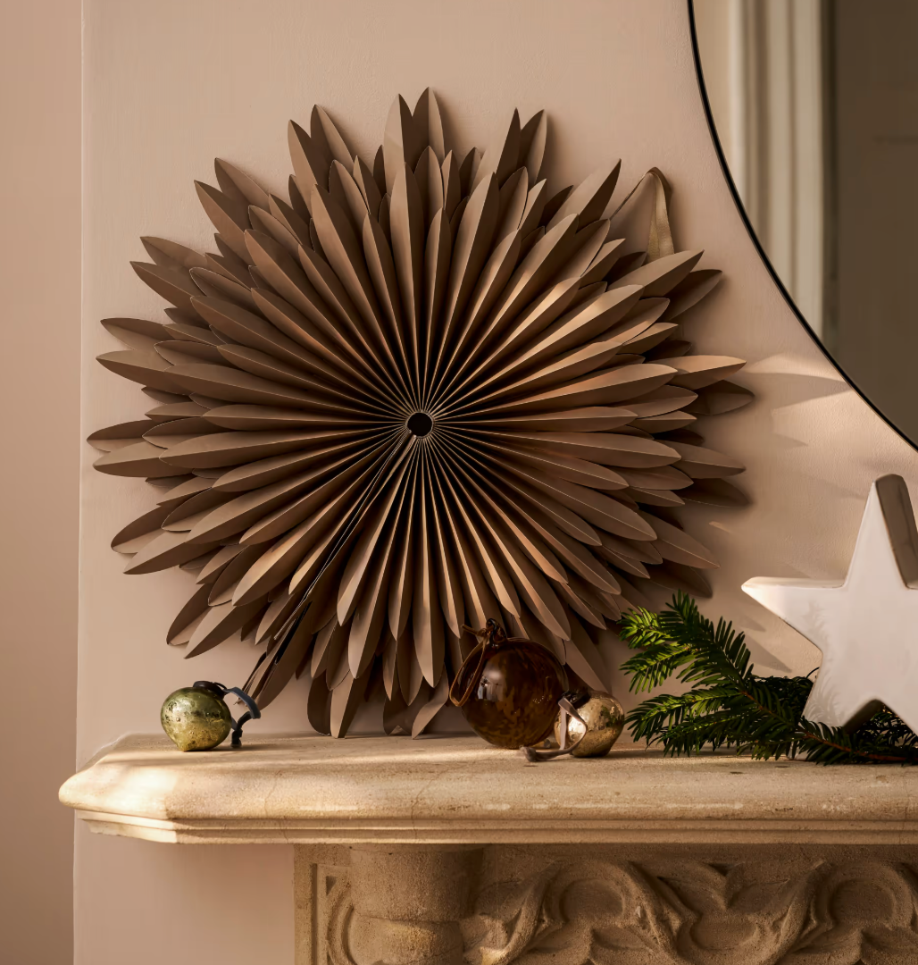 MADDOX Layered Christmas Star Truffle