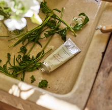 Load image into Gallery viewer, NEROLI &amp; BERGAMOT HAND CREAM