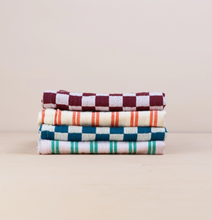 Load image into Gallery viewer, Lilac Striped Cotton Hand Towel