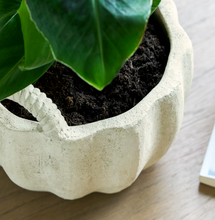 Load image into Gallery viewer, Horcott Pot with Handles Small 21cm Stone
