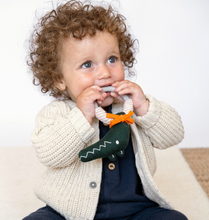 Load image into Gallery viewer, CROCODILE RATTLE