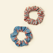 Load image into Gallery viewer, Cotton Mini Scrunchie Duo | Candy Stripe Humbug