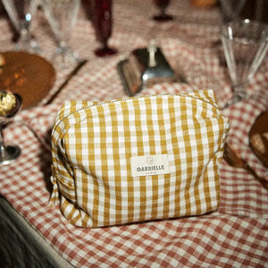 BORDEAUX GINGHAM TOILET BAG