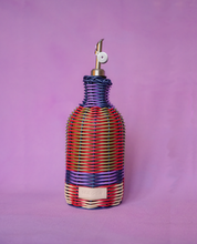 Load image into Gallery viewer, Maegen Oil Pourer - Red &amp; Olive