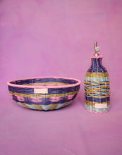 Load image into Gallery viewer, Maegen Oil Pourer - Pink/Navy