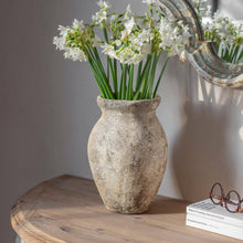 Load image into Gallery viewer, Yarnton Vase