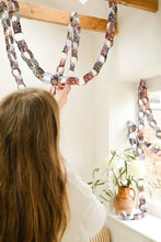 Load image into Gallery viewer, UK/EU: Bloomsbury Paper Chain Kit
