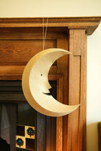 Load image into Gallery viewer, UK/EU: Large Pure Gold Man on the Moon Board Decoration