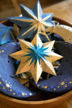 Load image into Gallery viewer, UK/EU: Golden Star Screen-Printed Board Decoration