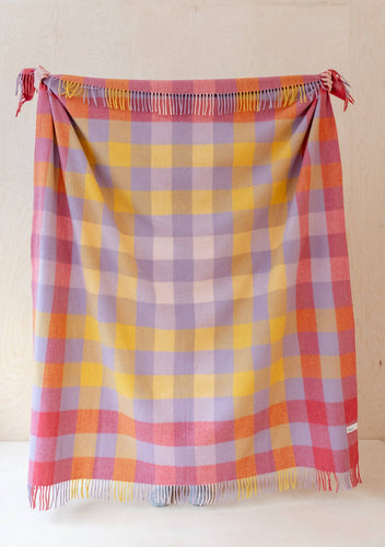 Recycled Wool Blanket in Lilac Gradient Gingham