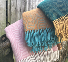 Load image into Gallery viewer, SILVER GREY FISHBONE LUXURY LAMBSWOOL BLANKET