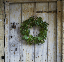 Load image into Gallery viewer, Rattan wreath